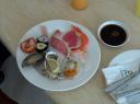 Japanisch ... Muscheln, Austern Sushi und roher Fisch